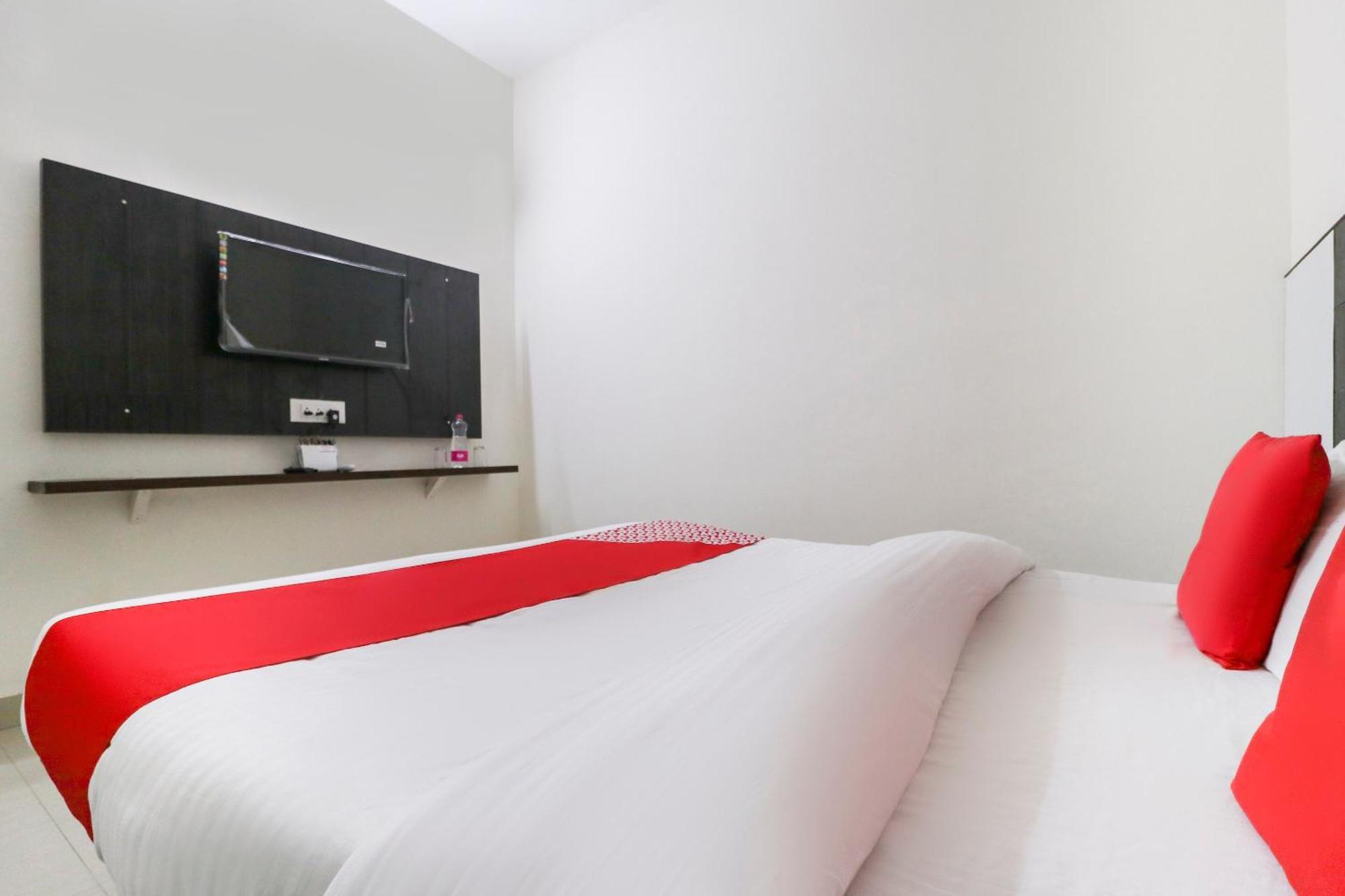 Hotel O Red Ark Landran Экстерьер фото