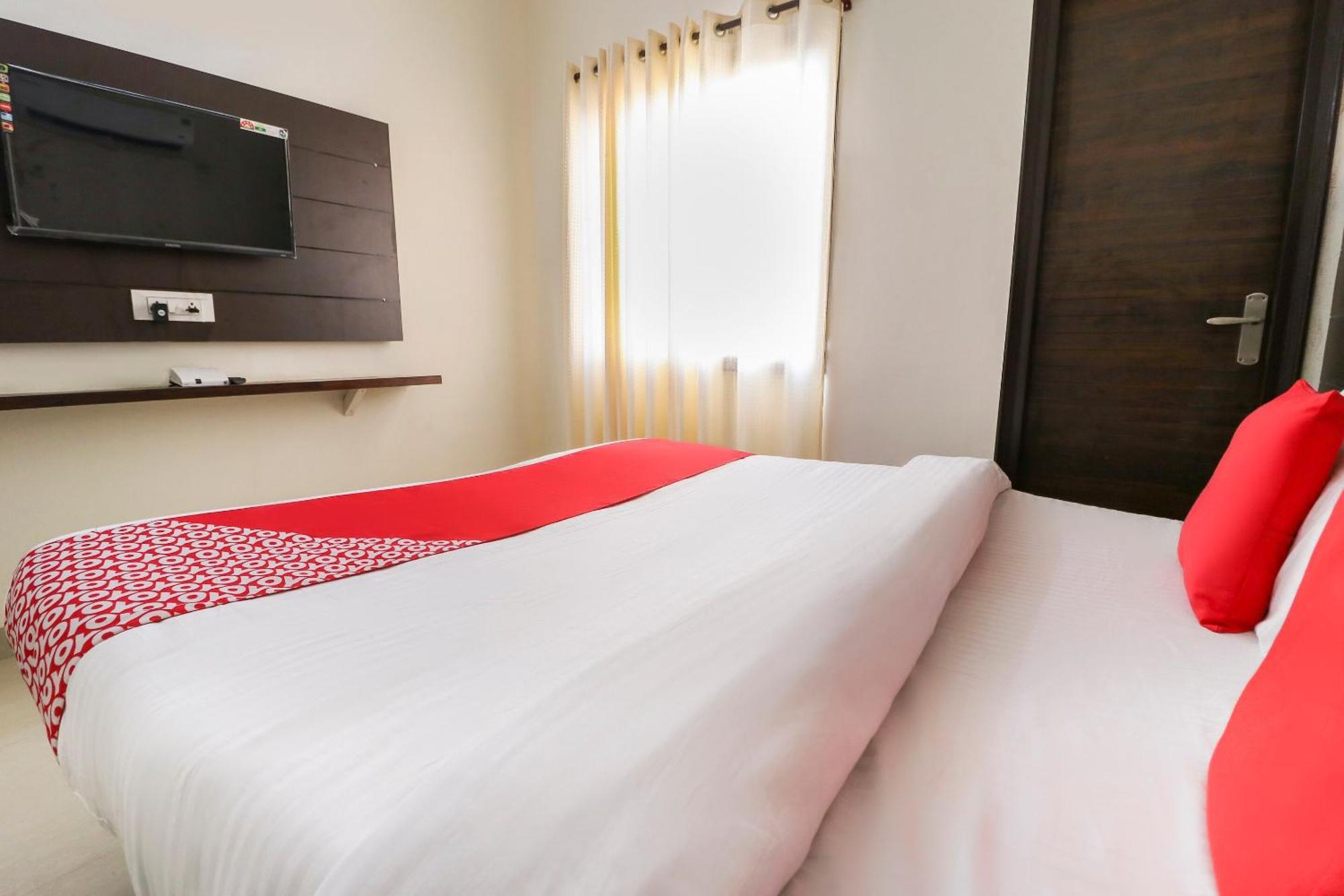 Hotel O Red Ark Landran Экстерьер фото