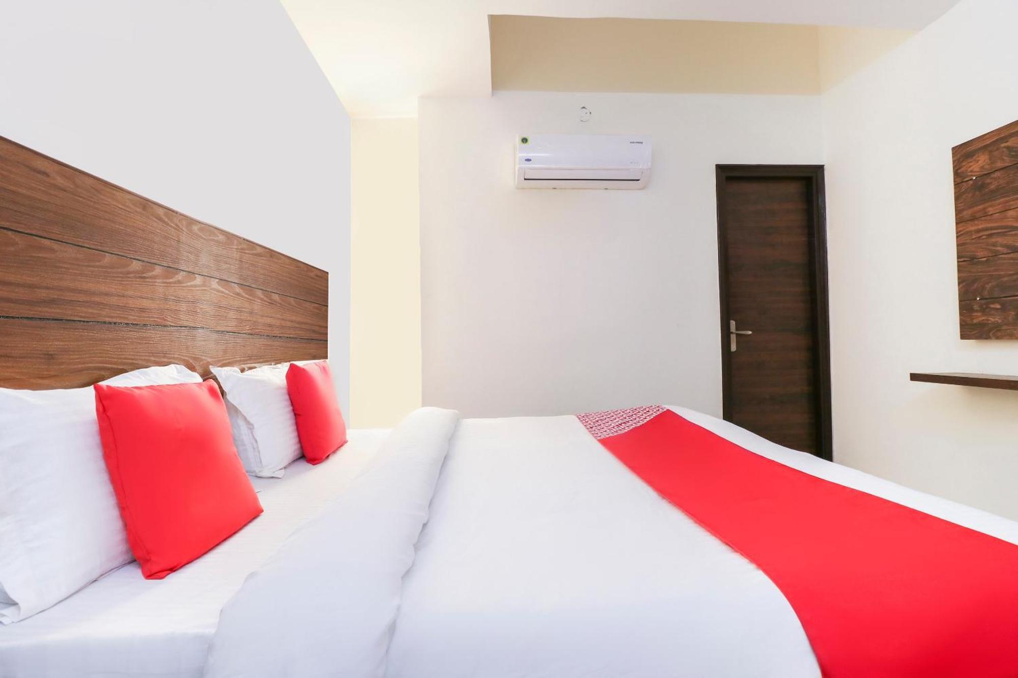 Hotel O Red Ark Landran Экстерьер фото